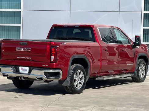 Used 2021 GMC Sierra 1500 SLE image 4
