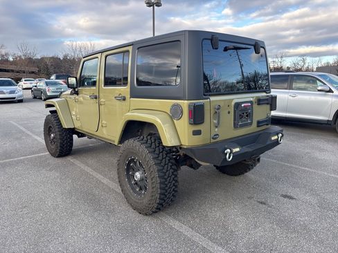 Used 2013 Jeep Wrangler Unlimited Sahara w/ Dual Top Group image 5