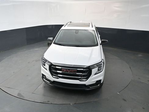 Used 2023 GMC Terrain AT4 AWD/4WD image 30