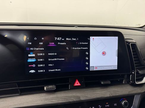 Used 2024 Kia Sportage X-Line w/ X-Line Premium Package image 15