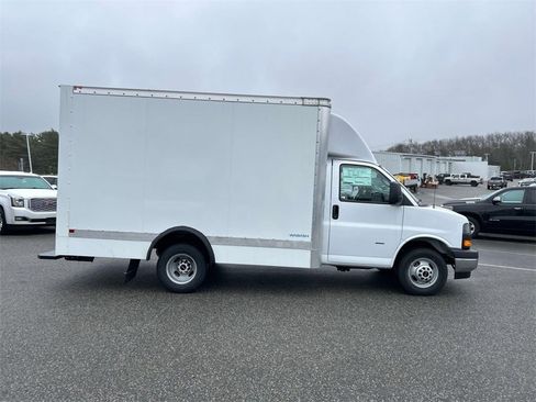 New 2024 GMC Savana 3500 w/ Power Convenience Package image 2