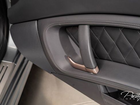 Used 2014 Ferrari California image 44