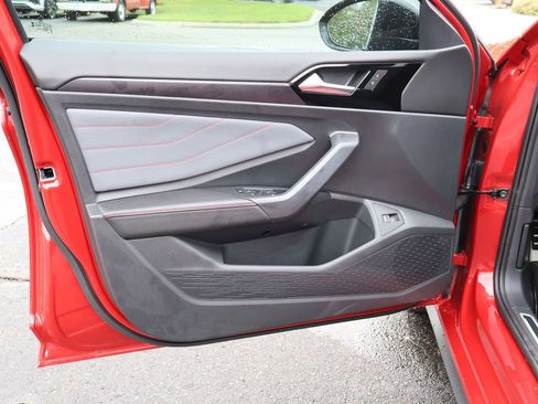 Certified 2025 Volkswagen Jetta GLI Autobahn image 41