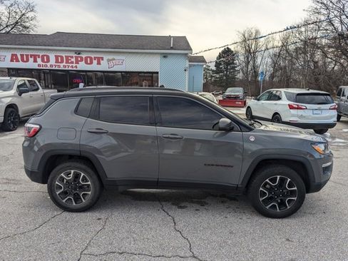 Used 2019 Jeep Compass Trailhawk w/ Cold Weather Group image 2