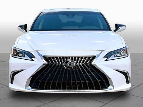 Used 2024 Lexus ES 350 w/ Premium Package FWD image 4