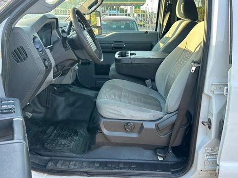 Used 2012 Ford F250 XL w/ PWR Equipment Group AWD/4WD image 4