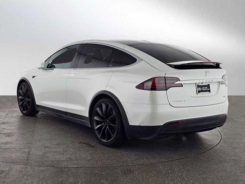 Used 2019 Tesla Model X 75D AWD/4WD image 3