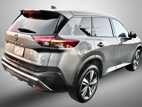 Used 2023 Nissan Rogue SL image 7