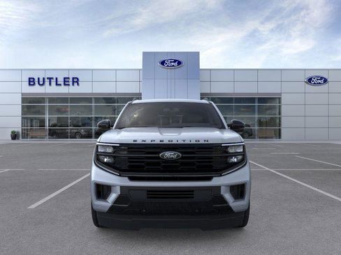 New 2025 Ford Expedition Max Platinum w/ Stealth Performance Package image 18