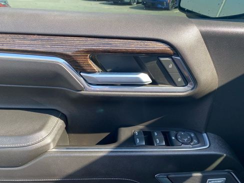 Used 2023 GMC Sierra 1500 Elevation w/ Elevation Premium Package image 10