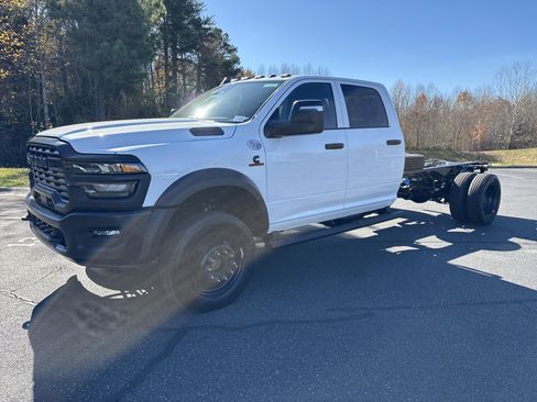 New 2026 RAM 5500 Tradesman image 5