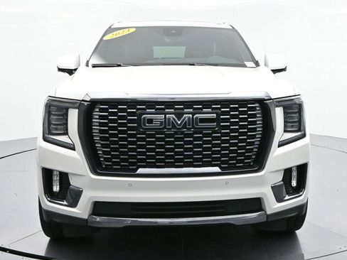 Used 2023 GMC Yukon XL Denali Ultimate image 2