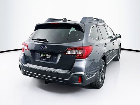 Used 2018 Subaru Outback 2.5i Premium AWD/4WD image 9