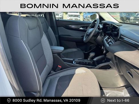 Used 2024 Chevrolet TrailBlazer LT image 9