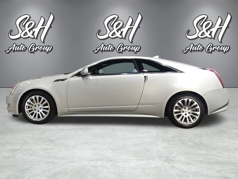 Used 2011 Cadillac CTS Premium image 17