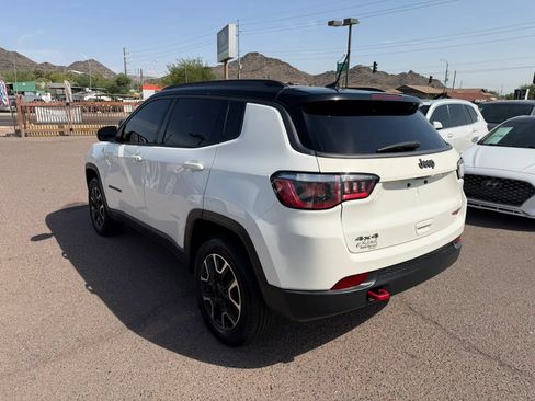 Used 2019 Jeep Compass Trailhawk w/ Popular Equipment Group AWD/4WD image 4