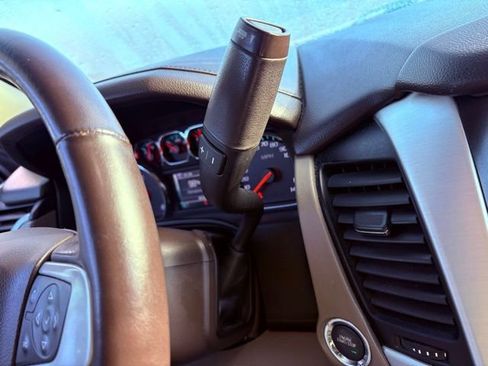 Used 2019 GMC Yukon SLT w/ Open Road Package image 21