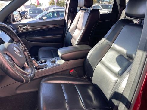 Used 2021 Jeep Grand Cherokee Limited image 9