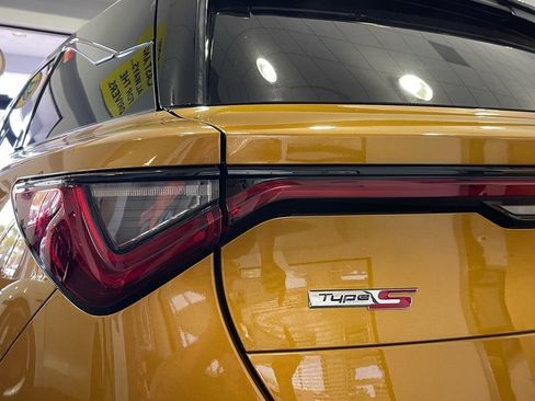 Used 2024 Acura ZDX Type S image 16