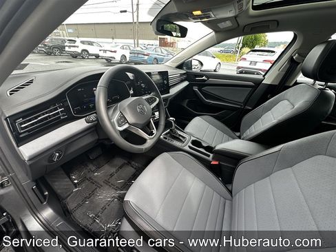 Used 2026 Volkswagen Jetta SE FWD image 12