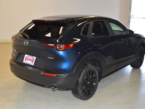 New 2026 MAZDA CX-30 AWD 2.5 S w/ Select Sport Pkg image 3