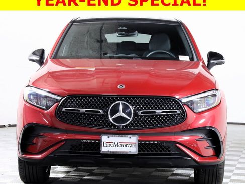 Used 2025 Mercedes-Benz GLC 300 4MATIC image 2