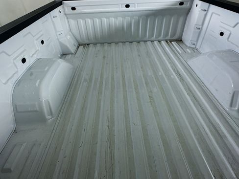 Used 2023 Chevrolet Silverado 1500 LT image 28