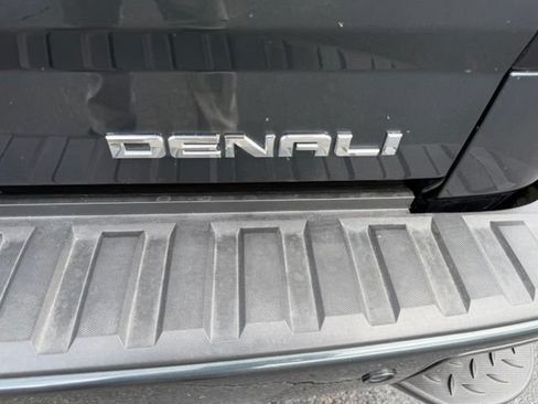 Used 2017 GMC Sierra 1500 Denali w/ Denali Ultimate Package AWD/4WD image 10