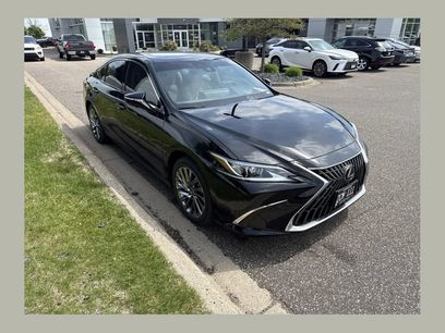 Used 2024 Lexus ES 300h w/ Accessory Package (Z1)