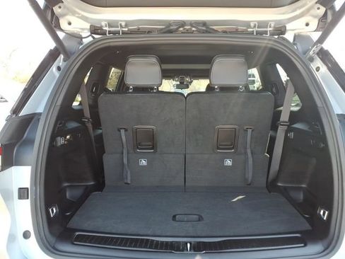 Certified 2023 Jeep Grand Cherokee L Laredo AWD/4WD image 22