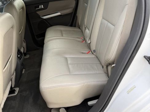 Used 2012 Ford Edge SEL FWD image 11