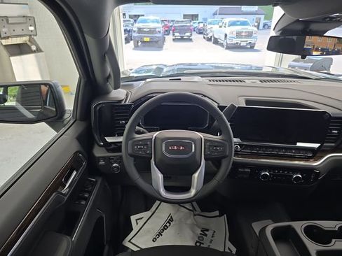 New 2026 GMC Sierra 1500 Elevation image 12