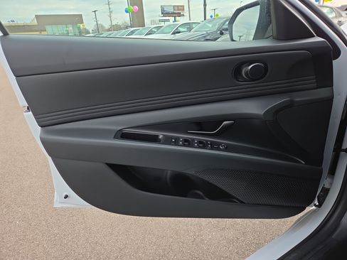 New 2026 Hyundai Elantra Sport image 8