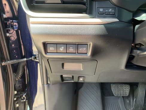 Used 2025 Toyota Grand Highlander AWD Hybrid image 35
