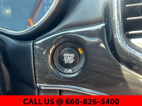 Used 2019 Jeep Grand Cherokee Overland image 17