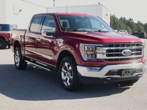 Used 2022 Ford F150 Lariat image 3