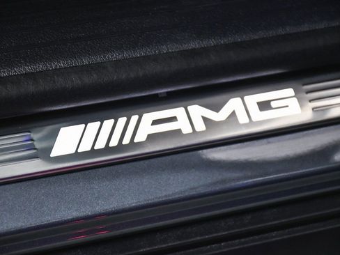 Used 2024 Mercedes-Benz GLS 63 AMG 4MATIC image 12