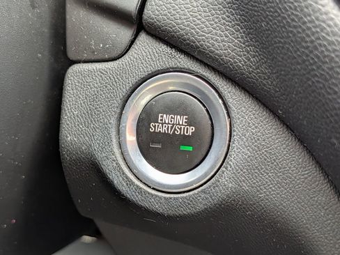 Used 2019 Chevrolet Equinox LT AWD/4WD image 47