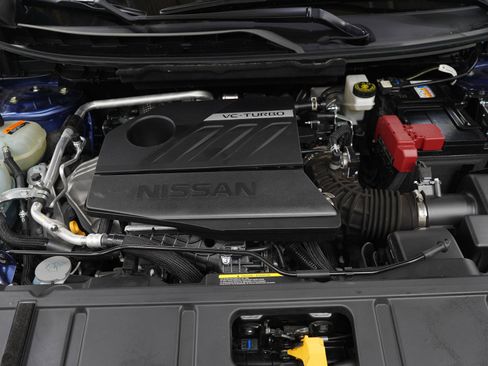 Used 2023 Nissan Rogue SV AWD/4WD image 29
