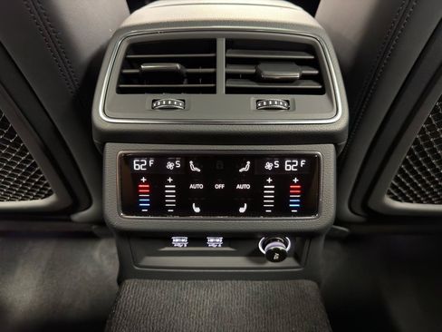 Used 2020 Audi S6 Prestige AWD/4WD image 29