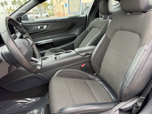 Used 2024 Ford Mustang Coupe RWD image 9