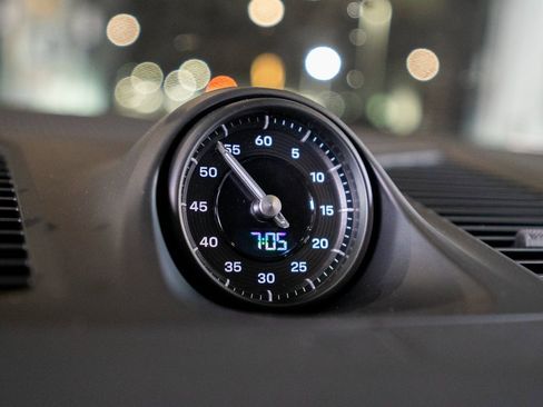 New 2026 Porsche Cayenne GTS image 37