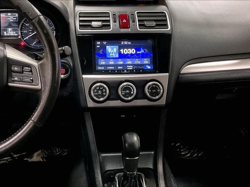 Used 2015 Subaru Crosstrek 2.0i Limited AWD/4WD image 7