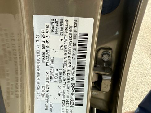 Used 2024 MAZDA MAZDA3 s image 13