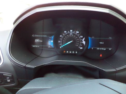 Used 2022 Ford Edge SEL w/ Convenience Package image 11