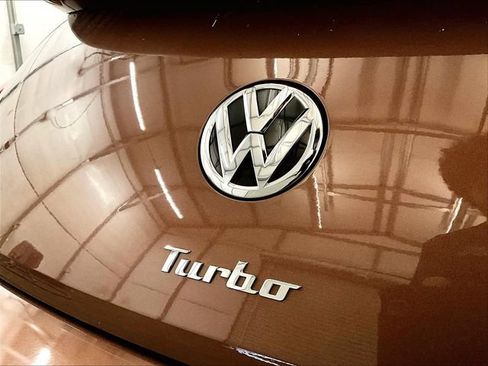Used 2017 Volkswagen Beetle 1.8T S FWD image 13