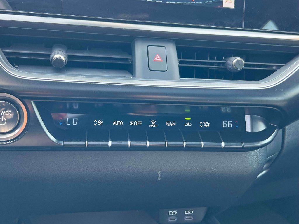 Used 2024 Lexus UX 250h F Sport AWD/4WD image 31