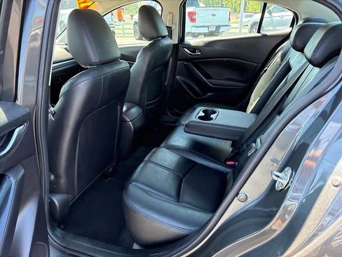 Used 2017 MAZDA MAZDA3 Touring FWD image 10