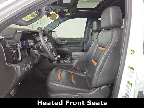 Certified 2024 GMC Sierra 1500 AT4 w/ Technology Package AWD/4WD image 11