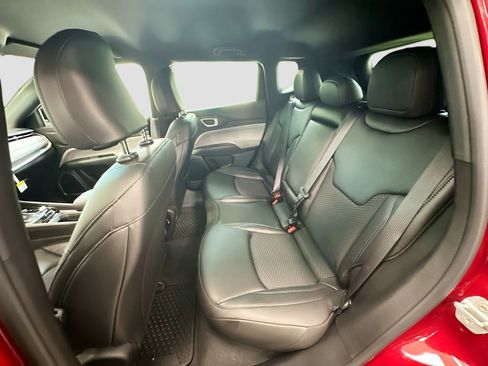 New 2025 Jeep Compass Latitude w/ Convenience Group image 26